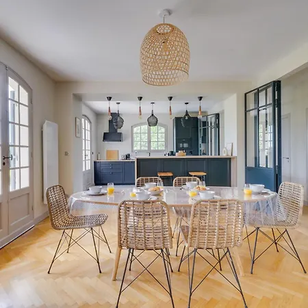 Magnifique Viticole, Portes De St Emilion *